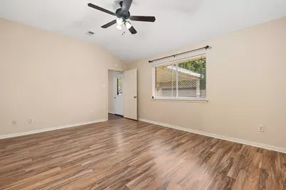 8227 Squires Place Drive, Houston, TX 77083 - Photo 18
