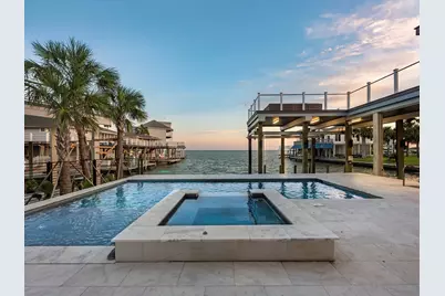 1311 Oahu Drive, Tiki Island, TX 77554 - Photo 4