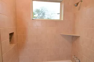2123 Marion St, Houston, TX 77009 - Photo 12