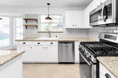 14 Hawkseye Place, The Woodlands, TX 77381 - Photo 10