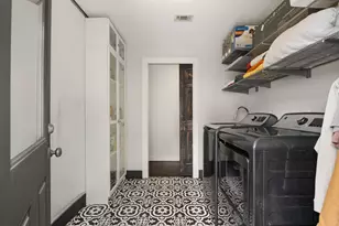 1054 Gardenia Dr, Houston, TX 77018 - Photo 24