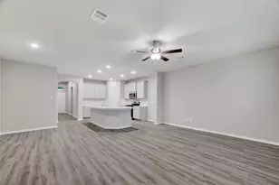 3414 Rolling River Dr, Baytown, TX 77521 - Photo 6