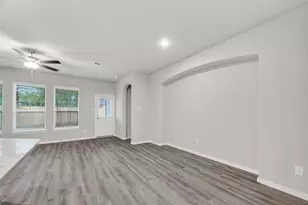 3414 Rolling River Dr, Baytown, TX 77521 - Photo 10