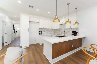 7129 Springdale Street #A/B, Houston, TX 77028 - Photo 14