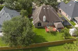 2131 Lakewind Ln, League City, TX 77573 - Photo 24