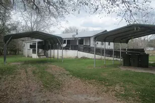11 Harmon Creek Dr, Huntsville, TX 77320 - Photo 1
