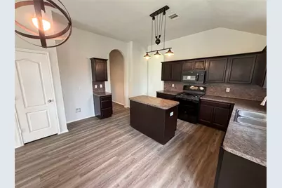 2521 Winged Dove Drive, League City, TX 77573 - Photo 2