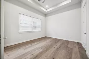 5209 Allen St, Houston, TX 77007 - Photo 18