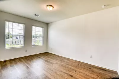 407 Magnolia Street, Richwood, TX 77566 - Photo 18