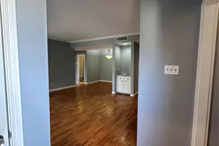 714 Bering Dr, Houston, TX 77057 - Photo 2
