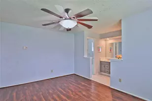 2706 S Brompton Dr, Pearland, TX 77584 - Photo 22