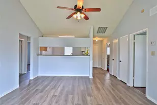2706 S Brompton Dr, Pearland, TX 77584 - Photo 8