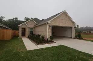 682 Falling Cave Dr, Willis, TX 77378 - Photo 1