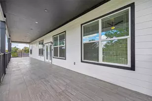 8006 Longridge Dr, Houston, TX 77055 - Photo 44