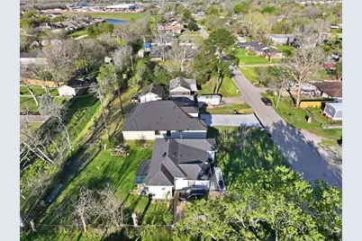 9428 Carlow Lane, La Porte, TX 77571 - Photo 32