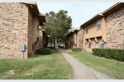 506 N McKinney Street, Sweeny, TX 77480 - Photo 2