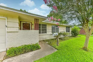 5527 Winding Creek Way, Houston, TX 77017 - Photo 4