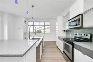 207 Pierce St, Houston, TX 77002 - Photo 12