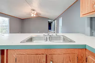 14134 Shadow Bay Dr, Willis, TX 77318 - Photo 16