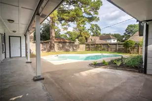 5119 Green Springs Dr, Houston, TX 77066 - Photo 46