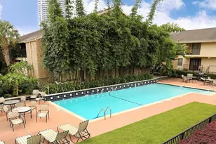 3131 Cummins St, Houston, TX 77027 - Photo 2