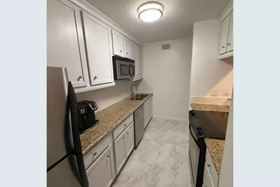 3131 Cummins Street #79, Houston, TX 77027 - Photo 6