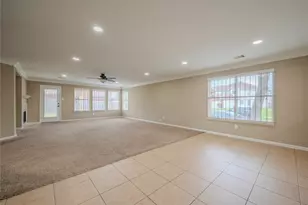 315 Remington Green Ct, Houston, TX 77073 - Photo 8
