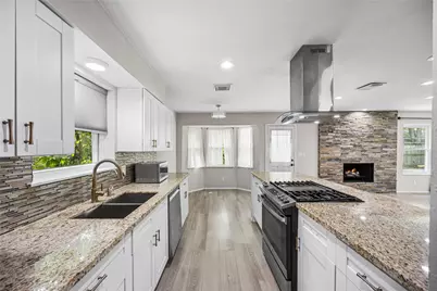 9735 Philmont Drive, Houston, TX 77080 - Photo 6
