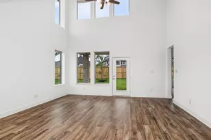 501 Abcot Ranger Ct, Willis, TX 77318 - Photo 4