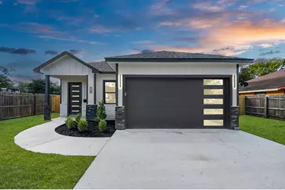 2720 Cos Street, Liberty, TX 77575 - Photo 1