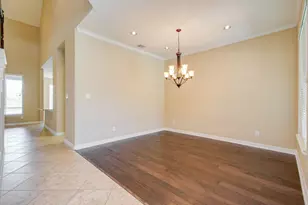 3938 May Ridge Ln, Sugar Land, TX 77479 - Photo 4
