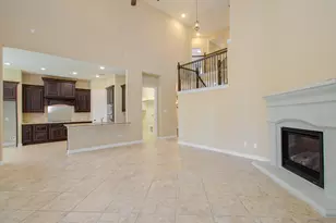 3938 May Ridge Ln, Sugar Land, TX 77479 - Photo 8