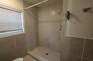8226 Barkley St, Houston, TX 77017 - Photo 8