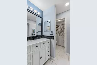 2119 Place Rebecca Lane #F8, Houston, TX 77090 - Photo 18