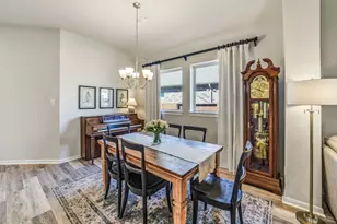 10047 Napier Dr, Iowa Colony, TX 77583 - Photo 12