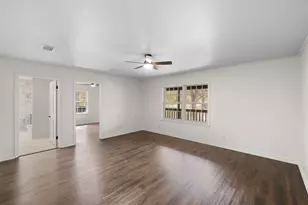 316 Valley View Dr, La Grange, TX 78945 - Photo 20
