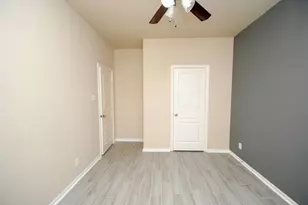7019 Hazelnut Ln, Baytown, TX 77521 - Photo 24