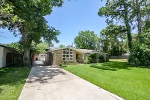 9906 Cedardale Dr, Houston, TX 77055 - Photo 1
