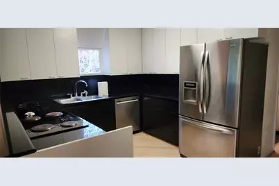 10722 Ella Lee Lane, Houston, TX 77042 - Photo 12