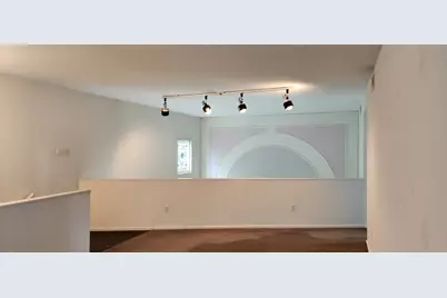 10722 Ella Lee Lane, Houston, TX 77042 - Photo 18