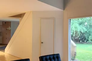 10722 Ella Lee Ln, Houston, TX 77042 - Photo 8