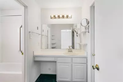 11014 Malden Drive, Houston, TX 77075 - Photo 16