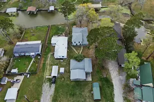 200 Cove View Dr, Trinity, TX 75862 - Photo 30