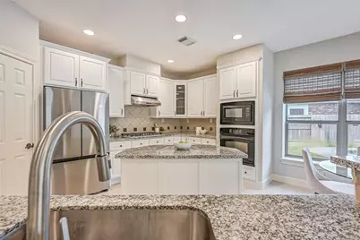 2611 Katie Harbor Drive, Manvel, TX 77578 - Photo 10