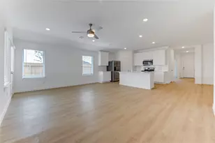 9047 Rose Water Trl, Iowa Colony, TX 77583 - Photo 30