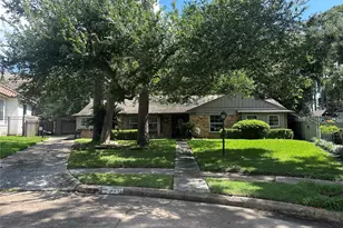 214 Mignon Ln, Houston, TX 77024 - Photo 1