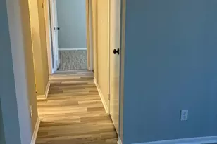 3055 SW Walnut Bend Ln, Houston, TX 77042 - Photo 12