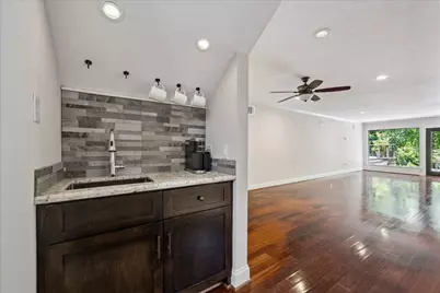 6 Gessner Road, Houston, TX 77024 - Photo 20