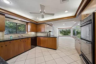 6 Gessner Rd, Houston, TX 77024 - Photo 14
