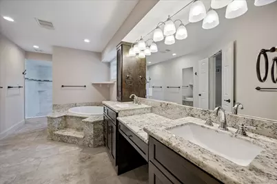 6 Gessner Road, Houston, TX 77024 - Photo 22
